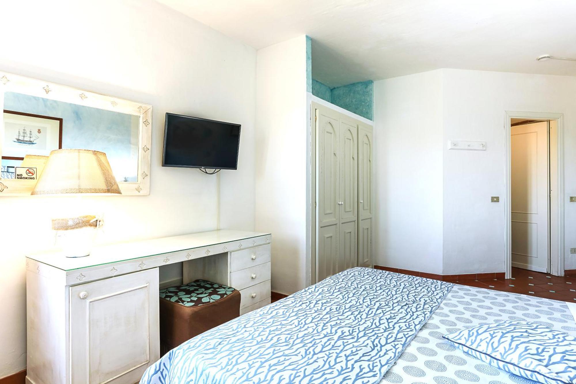Hotel Stefania Boutique Hotel By The Beach Olbia Phòng bức ảnh