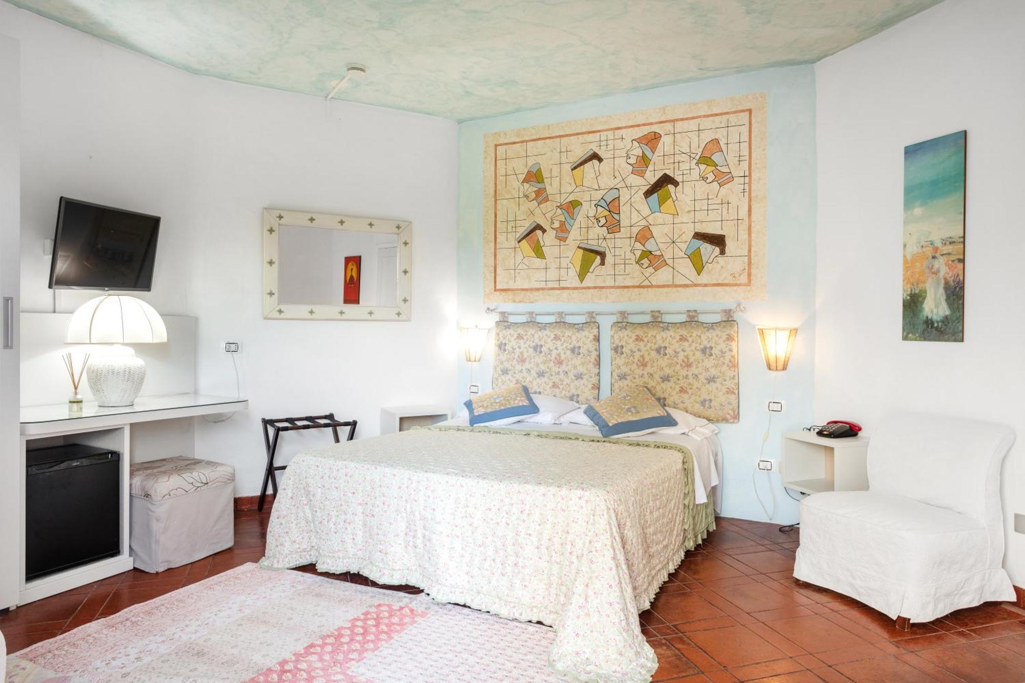 Hotel Stefania Boutique Hotel By The Beach Olbia Ngoại thất bức ảnh